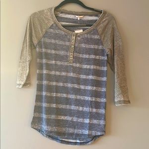 BKE 3/4 Sleeve Scoop neck top